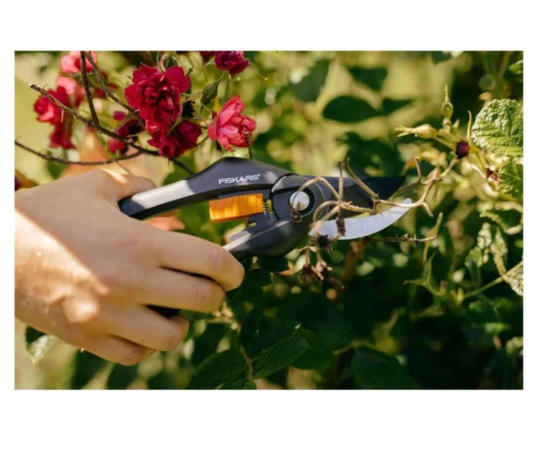 Fiskars Pruning Shears P26 , 20cm, Black/Orange, SingleStep.